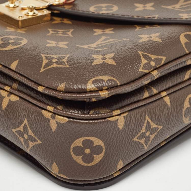 Pre Owned Louis Vuitton Monogram Canvas Pochette Metis Bag