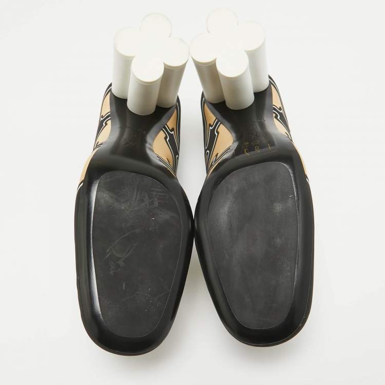 Pre Owned Louis Vuitton Black/Yellow Fabric and Leather Swift Loafer Pumps Size 41