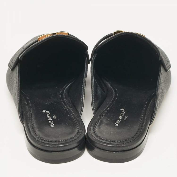 Pre Owned Louis Vuitton Black Leather LV Capri Open Loafer Mules Size 37