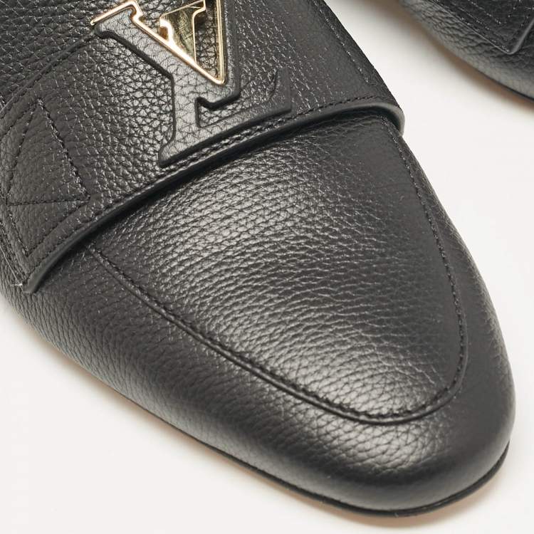 Pre Owned Louis Vuitton Black Leather LV Capri Open Loafer Mules Size 37