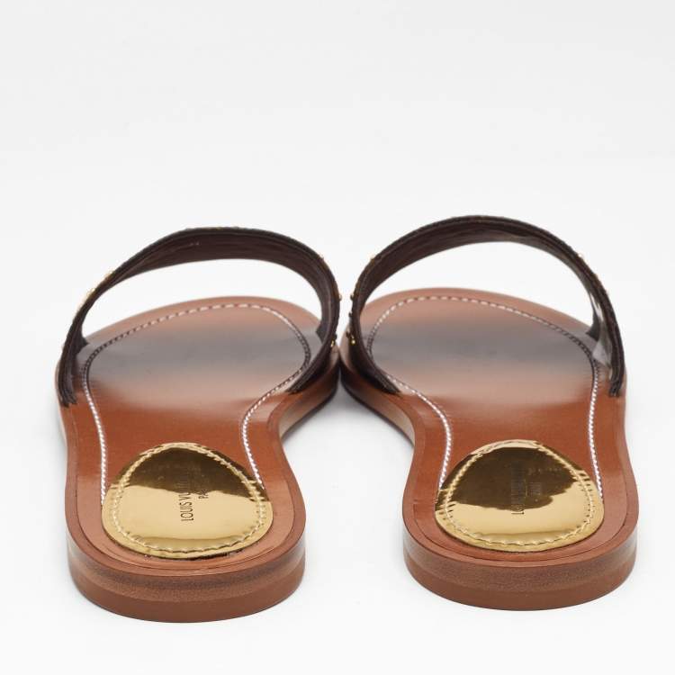مملوكة مسبقًا Louis Vuitton Monogram Canvas Studded Lock It Flat Slides Size 36