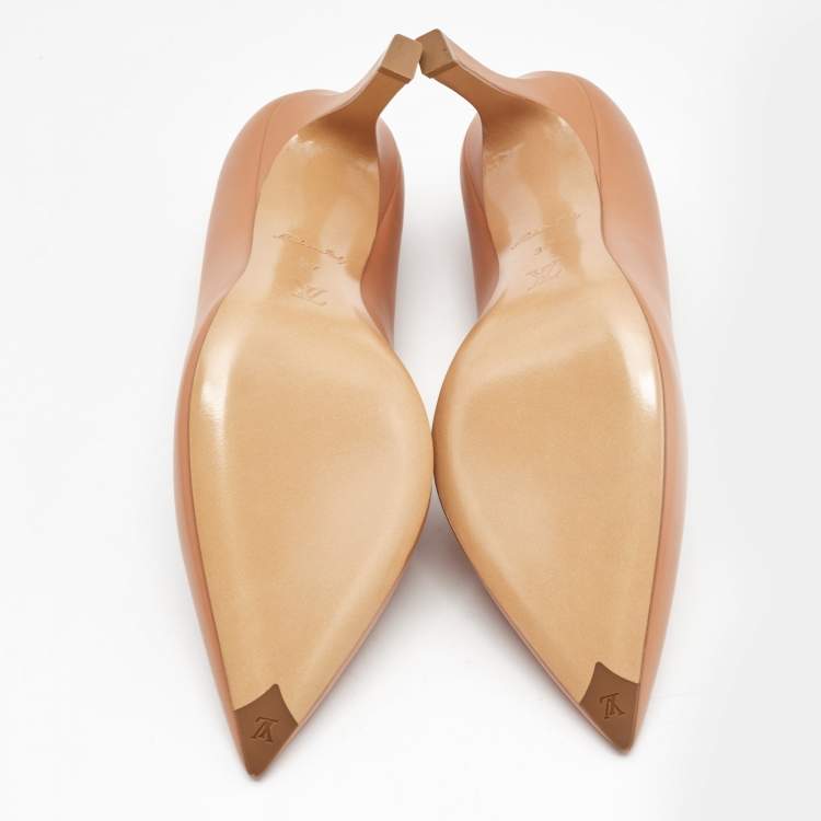 Pre Owned Louis Vuitton Peach Leather Signature Pumps Size 37