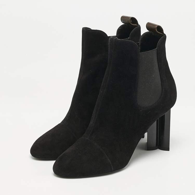 Pre Owned Louis Vuitton Black Suede Uniform Ankle Boots Size 38.5