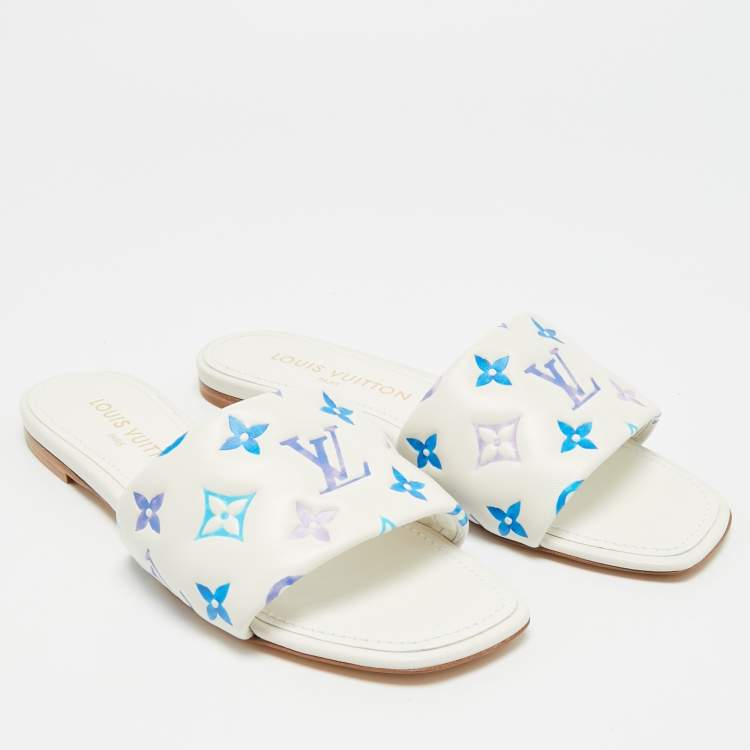 مملوكة مسبقًا Louis Vuitton Revival Size 39 White/Blue Monogram Leather Flat Slide