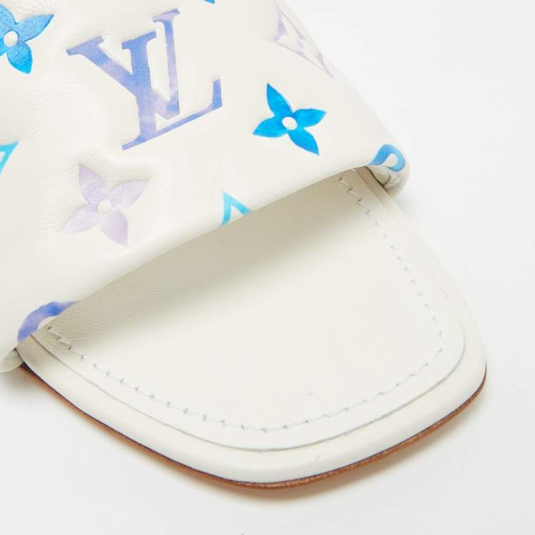 مملوكة مسبقًا Louis Vuitton Revival Size 39 White/Blue Monogram Leather Flat Slide