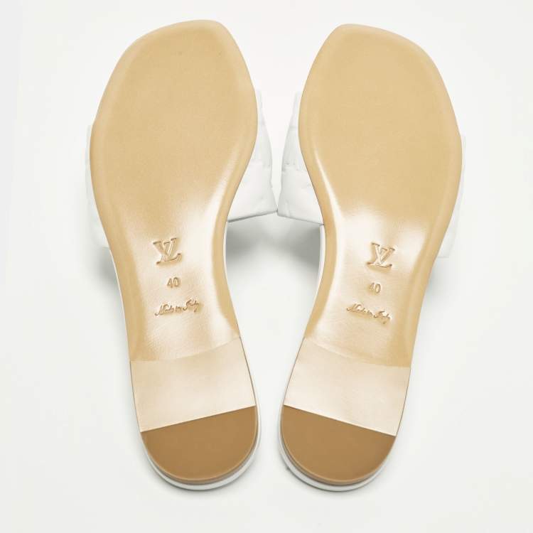 Pre Owned Louis Vuitton Revival Size 40 White Monogram Leather Flat Slide