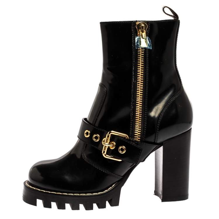 louis vuitton buckle boots