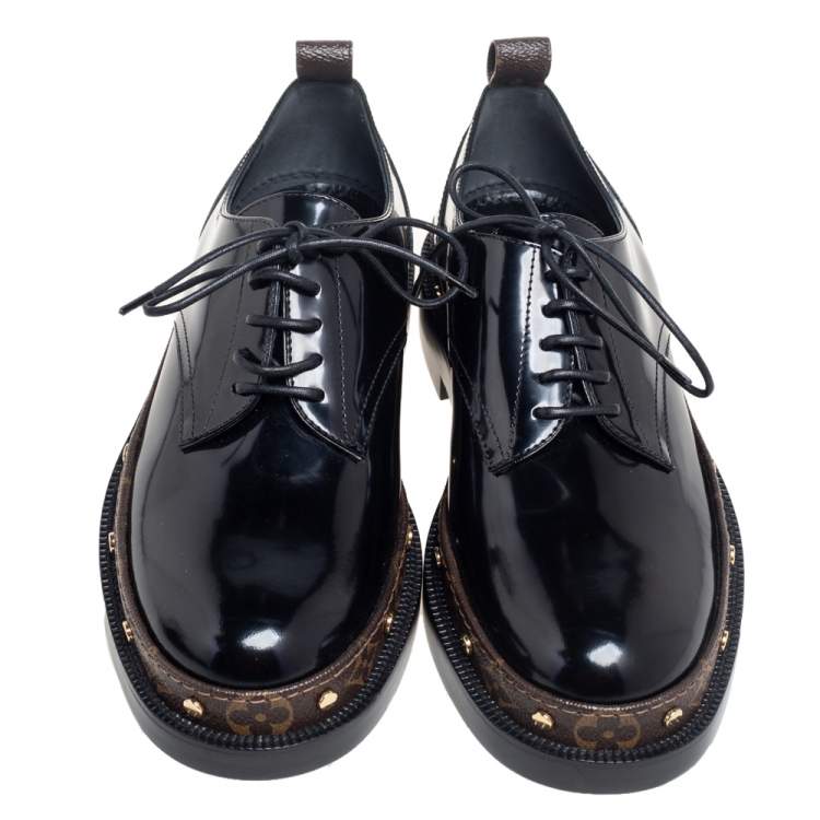 Pre Owned Louis Vuitton Black/Brown Monogram Canvas And Patent Leather Oxfords Size 39