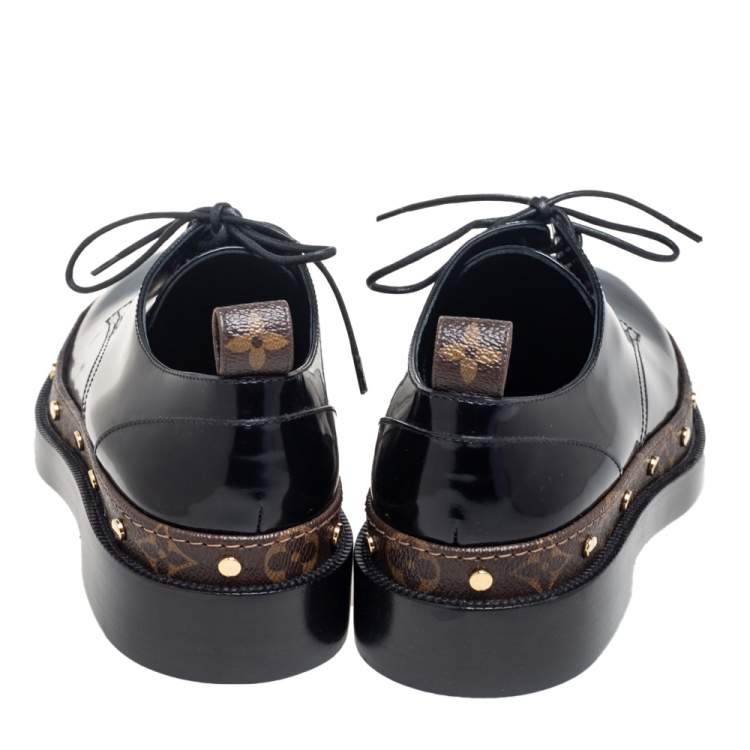 Pre Owned Louis Vuitton Black/Brown Monogram Canvas And Patent Leather Oxfords Size 39