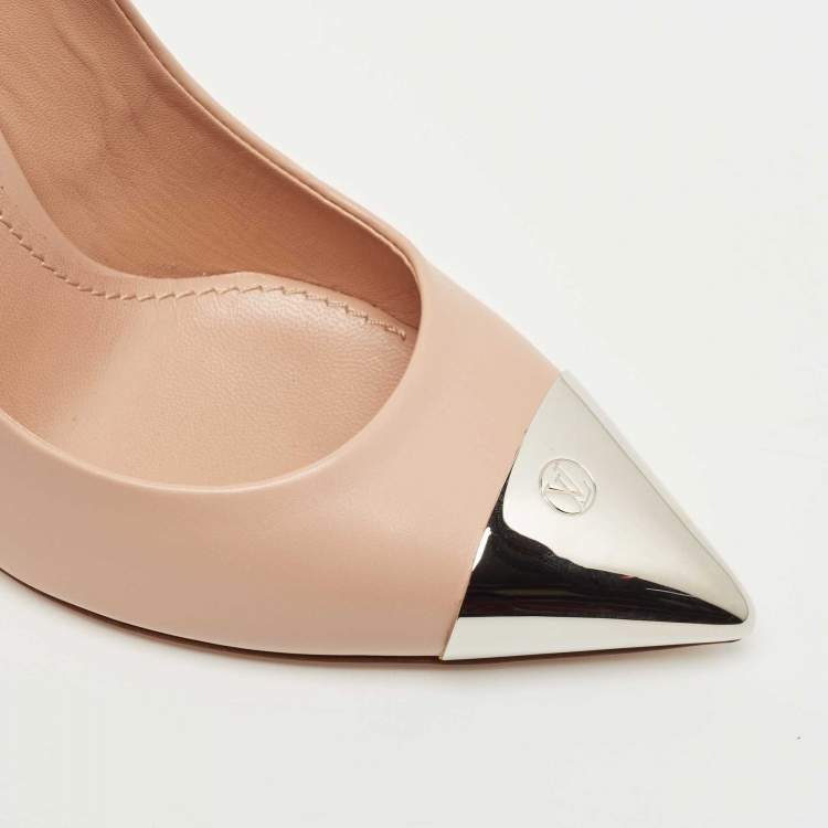 Pre Owned Louis Vuitton Beige Leather Urban Twist Pumps  38