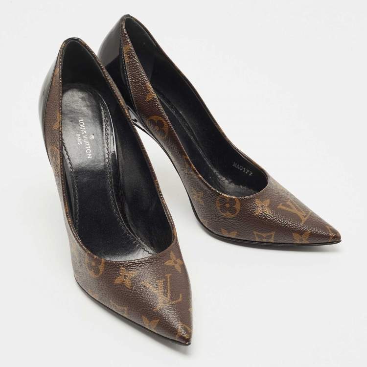 Pre Owned Louis Vuitton Black Patent Leather and Monogram Canvas Cherie Pumps Size 37