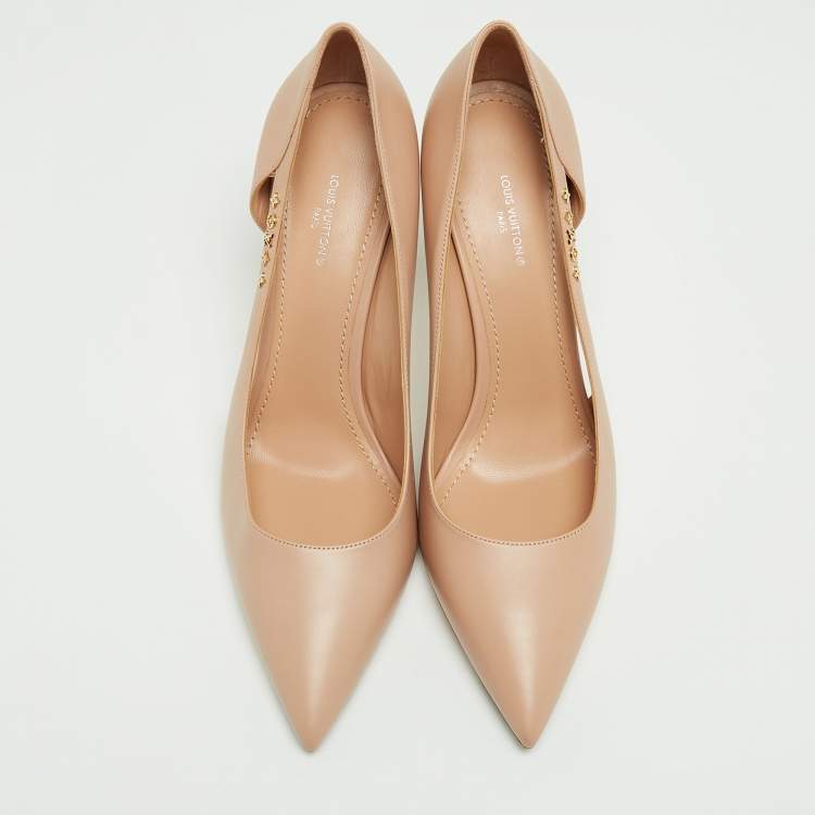 Pre Owned Louis Vuitton Light Pink Leather Pointed Toe Pumps Size 40