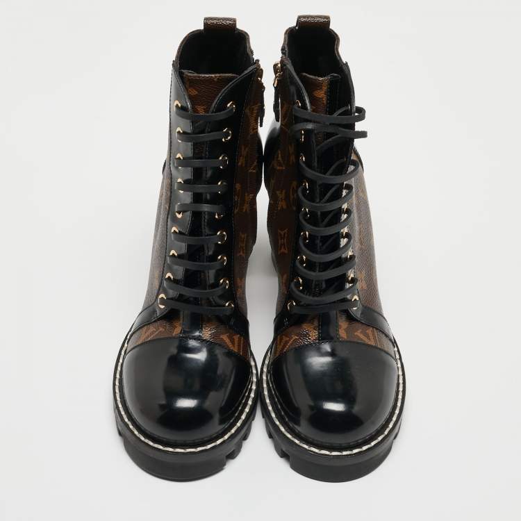 Pre Owned Louis Vuitton Black/Brown Patent Leather and Monogram Canvas Star Trail Boots Size 40