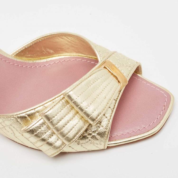 Pre Owned Louis Vuitton Gold Leather evening Slides Size 38.5