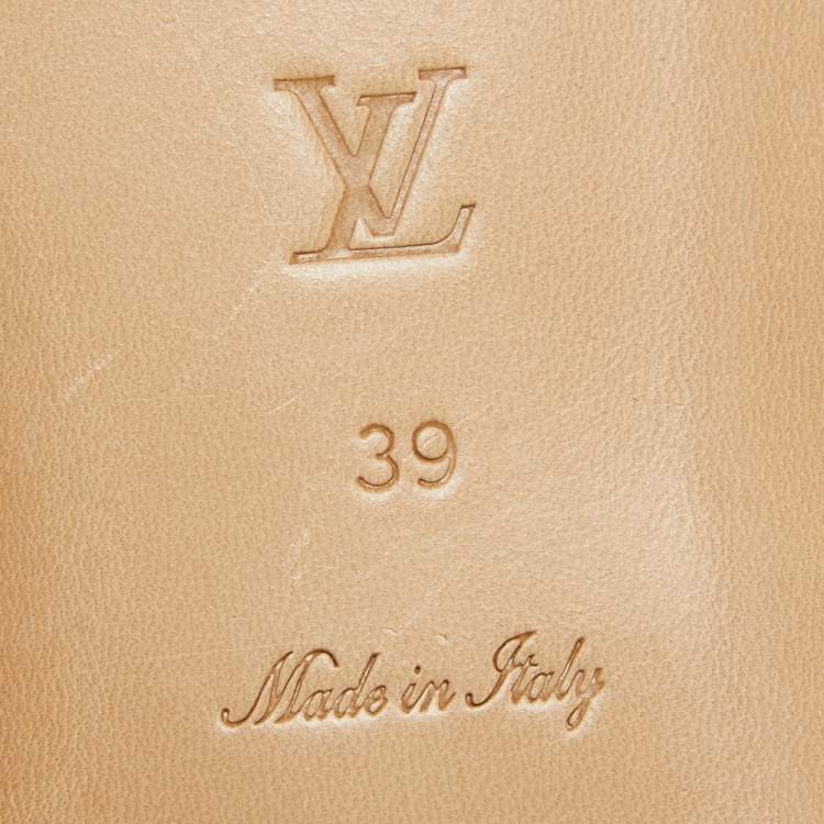 Pre Owned Louis Vuitton Beige Leather Slide Flats Size 39