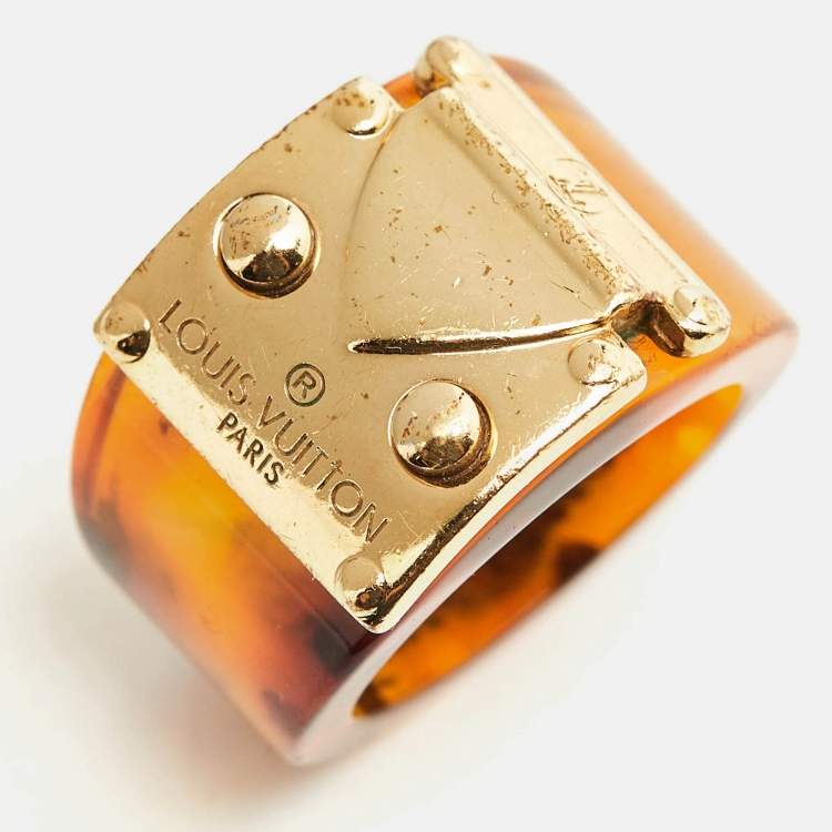 Pre Owned Louis Vuitton Resin Lock It Gold Tone Ring Size 54