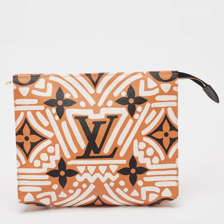 Pre Owned Louis Vuitton Cream/Caramel Monogram Giant Crafty Canvas Toiletry Pouch 26