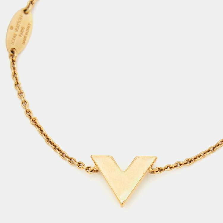 Pre Owned Louis Vuitton Essential V Gold Tone Chain Link Bracelet