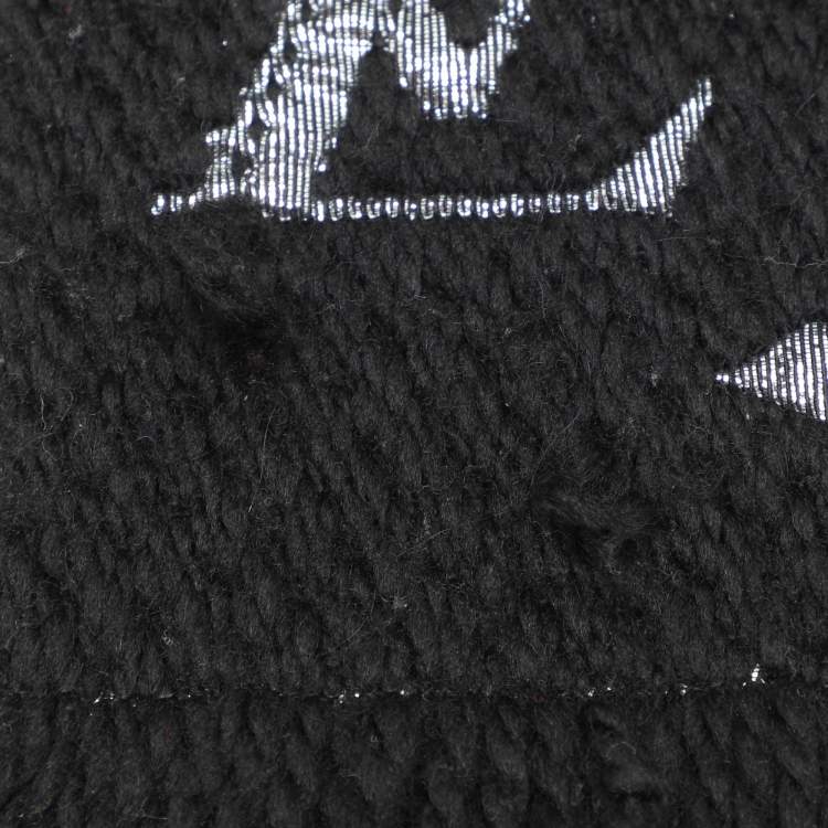 Pre Owned Louis Vuitton Black/Silver Wool Silk Logomania Shine Scarf