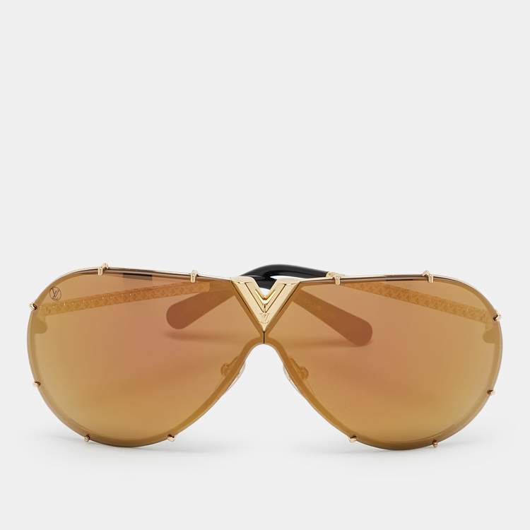 Pre Owned Louis Vuitton Gold Nano Monogram Mirrored Z0896W Drive Sunglasses