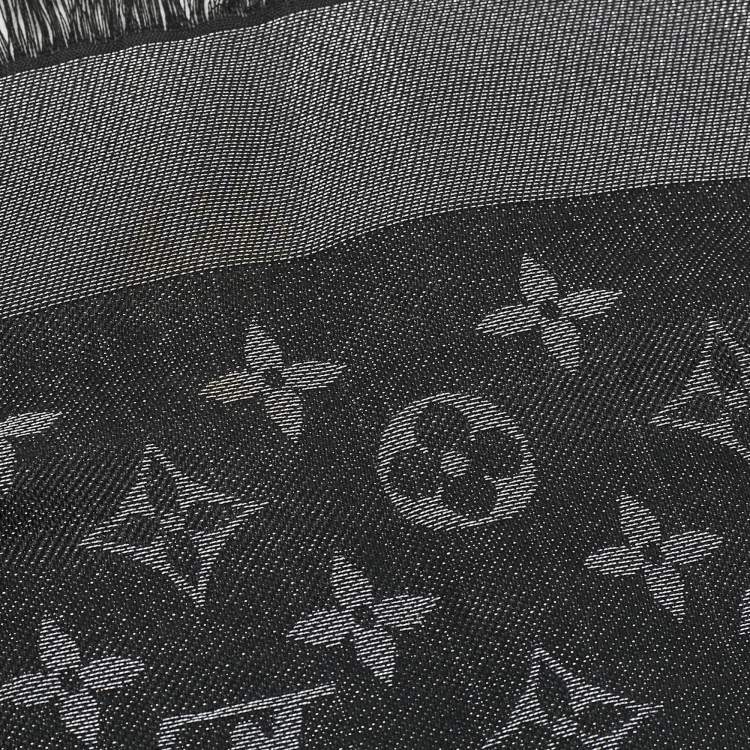 مملوكة مسبقًا Louis Vuitton Black/Silver Silk Blend Monogram Shine Shawl