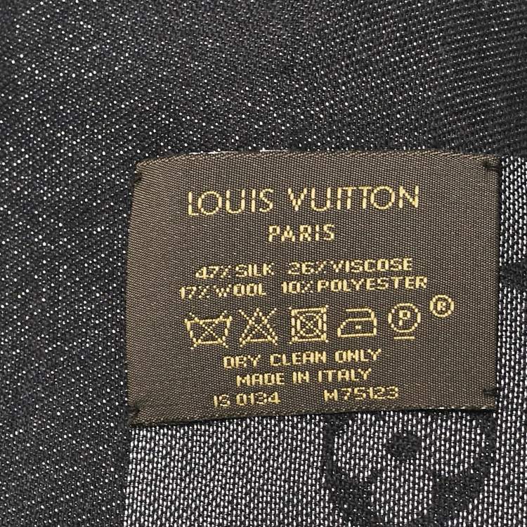 مملوكة مسبقًا Louis Vuitton Black/Silver Silk Blend Monogram Shine Shawl