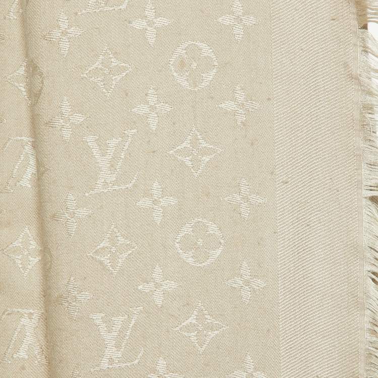 Pre Owned Louis Vuitton Classique Monogram Greige Wool Silk Classique Monogram Shawl