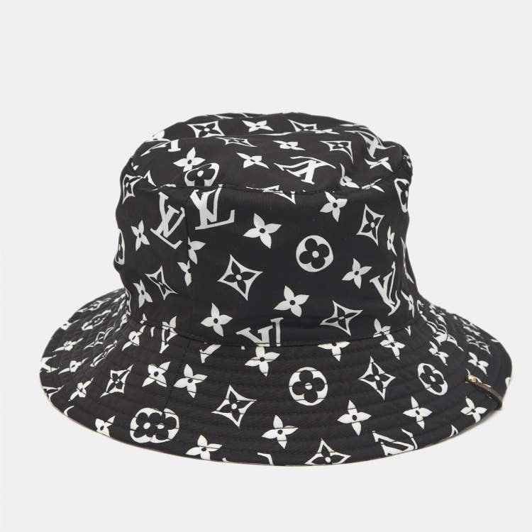 Pre Owned Louis Vuitton Black/White Monogram Synthetic Bucket Hat M