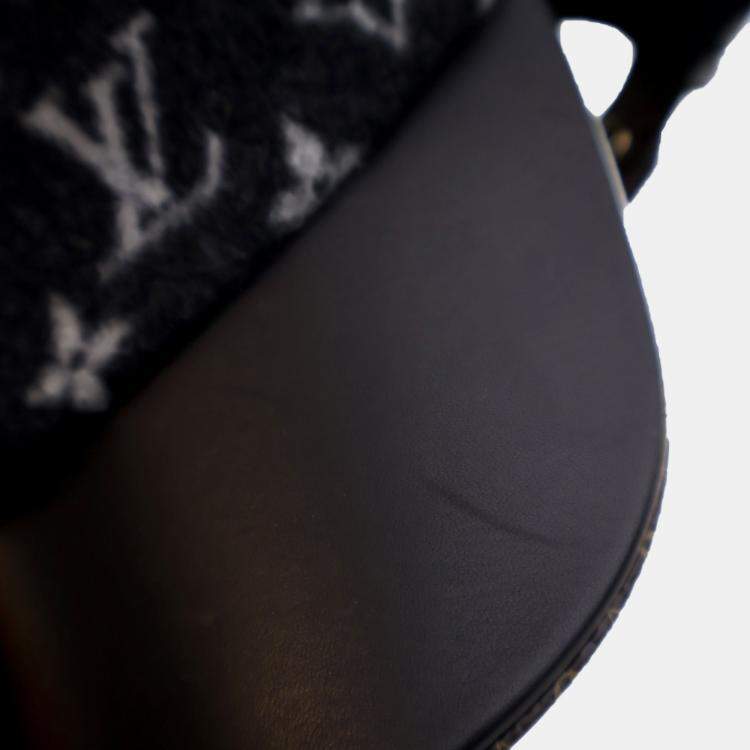 Pre Owned Louis Vuitton Black/Grey Monogram Wool Carry On Cap Size M