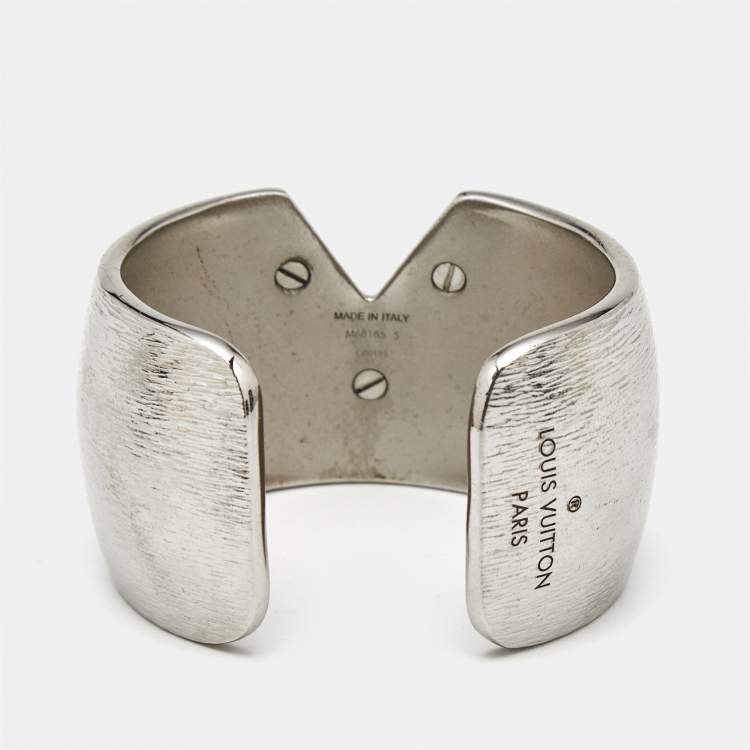 Pre Owned Louis Vuitton Textured Essential V Colorama Two Tone Open Cuff Bracelet S