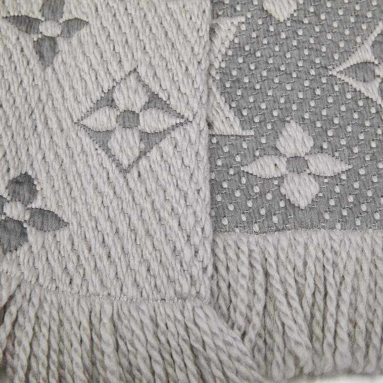Pre Owned Louis Vuitton Grey Logomania Silk Scarf