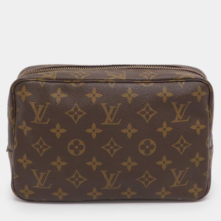 Pre Owned Louis Vuitton Monogram Canvas Trousse Toilette 23 Cosmetic Case