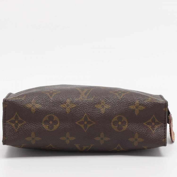 مملوكة مسبقًا Louis Vuitton Monogram Canvas Toiletry 19 Pouch