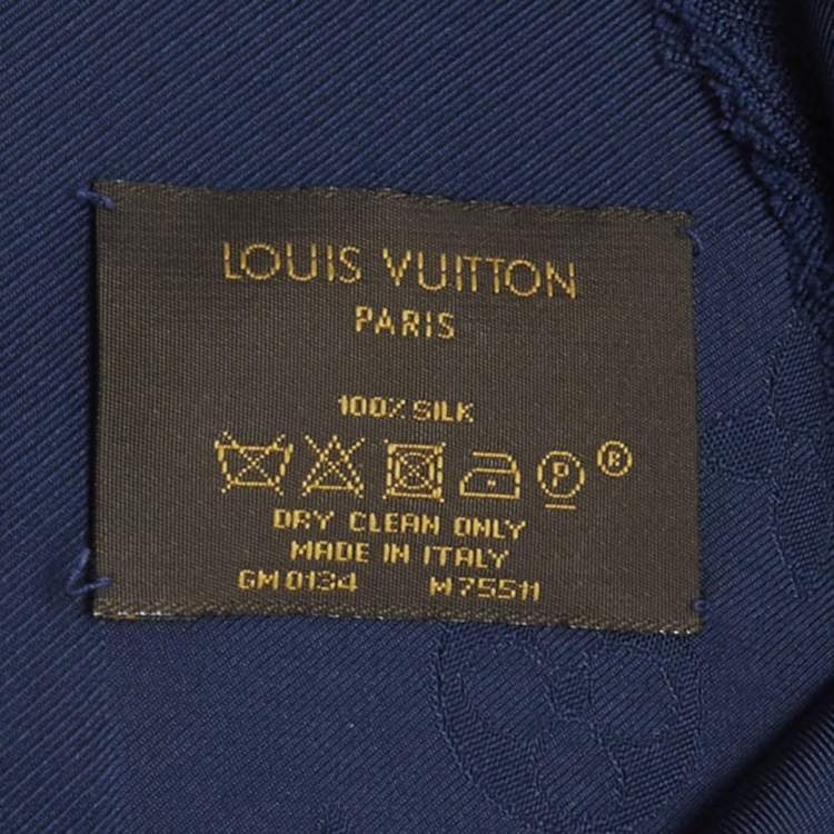 مملوكة مسبقًا Louis Vuitton Night Blue Monogram Silk Shawl