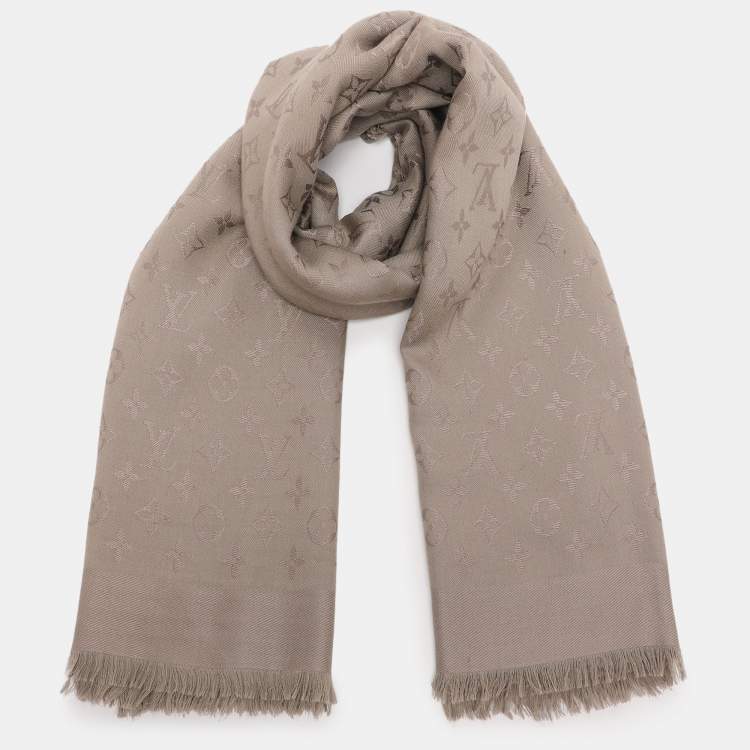 Pre Owned Louis Vuitton Beige Silk and Wool Logomania Shine Scarf