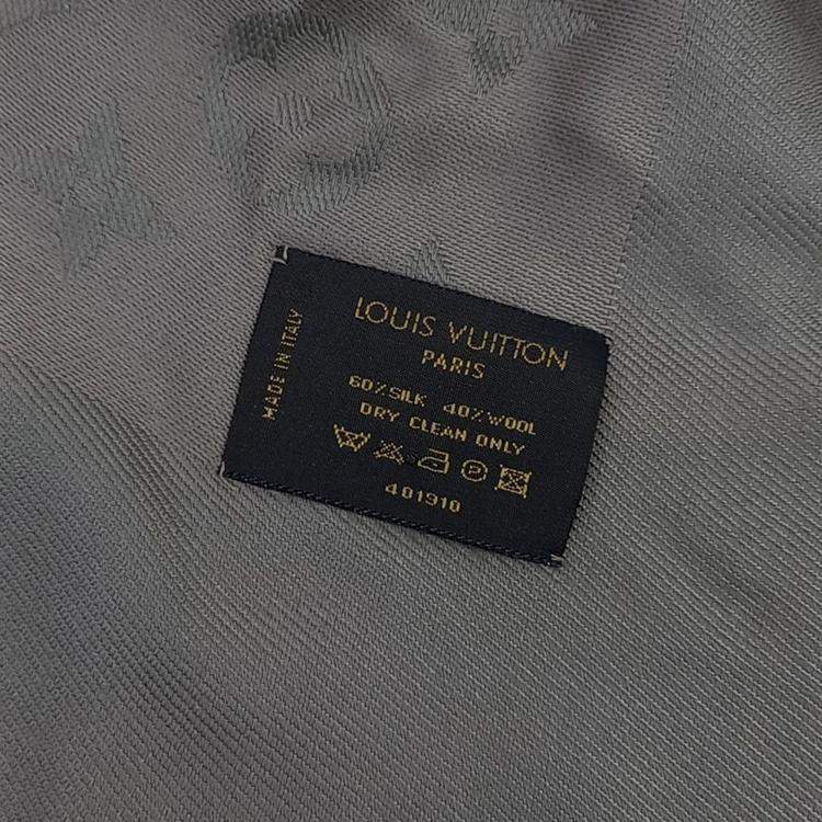 Pre Owned Louis Vuitton Lurex Shawl