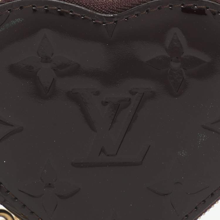 Pre Owned Louis Vuitton Heart Amarante Monogram Vernis Coin Purse