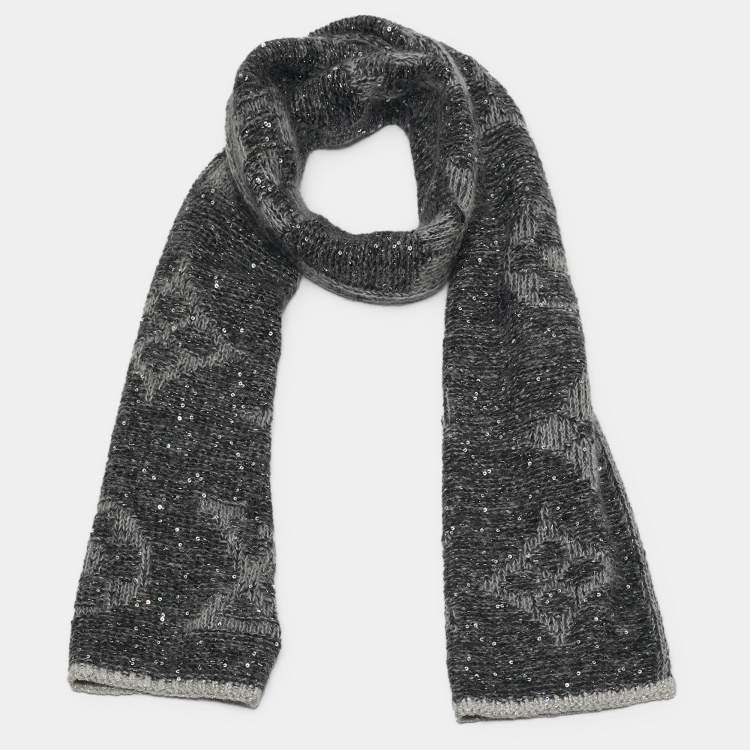 Pre Owned Louis Vuitton Grey Sequined Monogram Mohair Knit Sunset Scarf