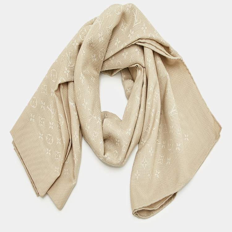 Pre Owned Louis Vuitton Beige Monogram Jacquard Wool Classic Scarf