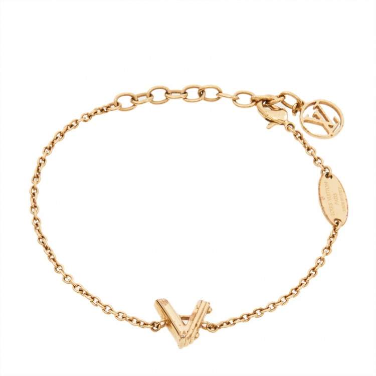 LOUIS VUITTON Metal LV And Me Heart Bracelet Gold 1296721