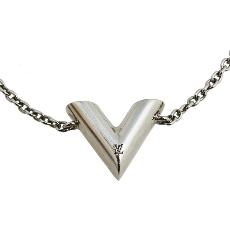 LOUIS VUITTON Essential V Supple Bracelet Silver | FASHIONPHILE