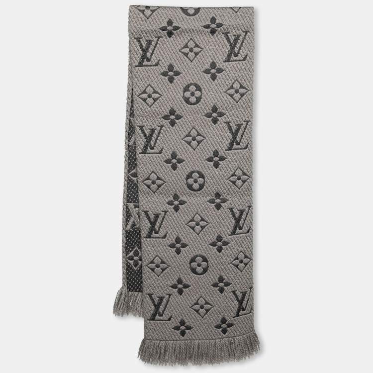 Louis Vuitton Verone Wool/Silk Logo Mania Scarf ○ Labellov ○ Buy