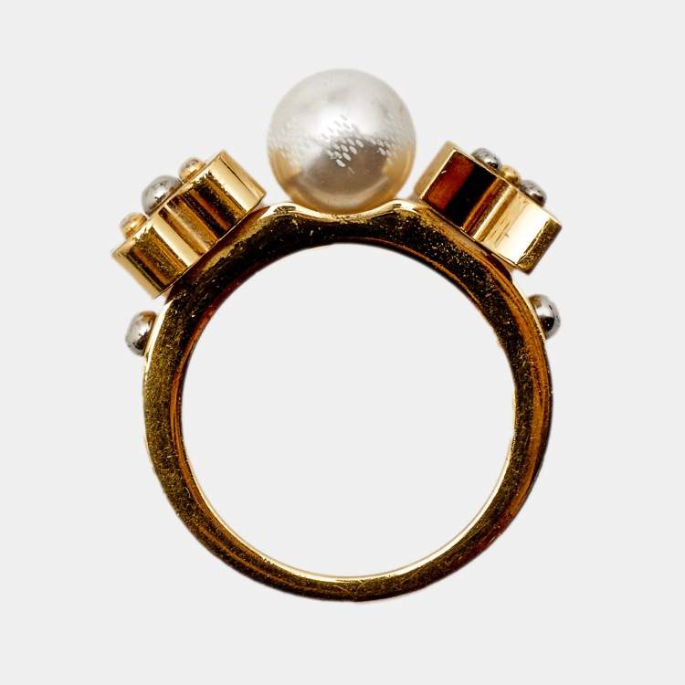 Pre Owned Louis Vuitton Gold Tone Faux Pearl Monogram Ring M