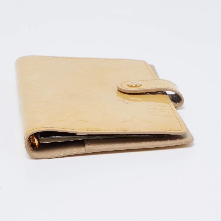 Pre Owned Louis Vuitton Cream Monogram Vernis Leather Small Ring Agenda Cover