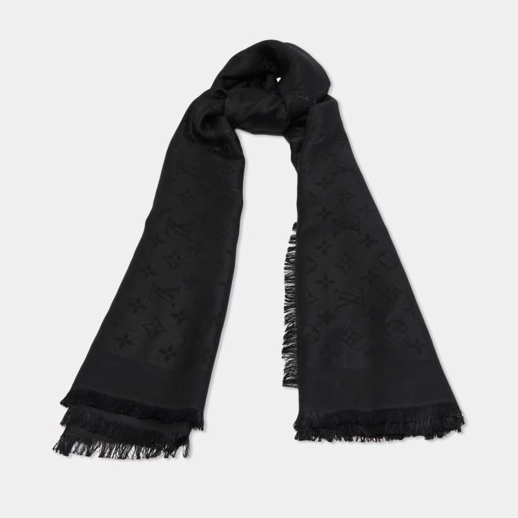 louis vuitton m71329 monogram shawl scarf, black