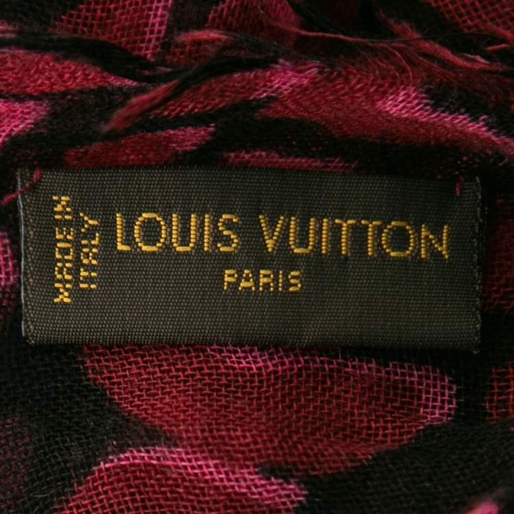 Pre Owned Louis Vuitton Black Animal Printed Cashmere & Silk Scarf