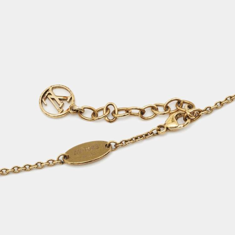 Pre Owned Louis Vuitton Gold Tone Essential V Necklace