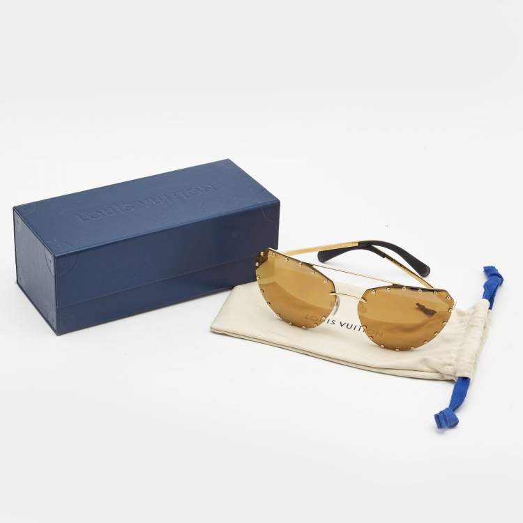 Pre Owned Louis Vuitton Gold Z0983W The Party Sunglasses