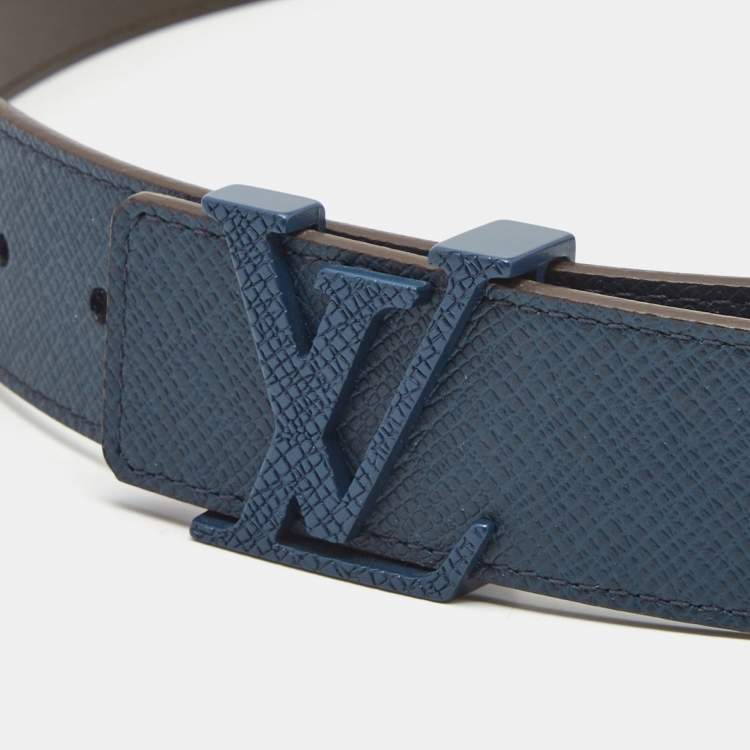 مملوكة مسبقًا Louis Vuitton Blue Taiga Leather LV Initiales Belt 90CM