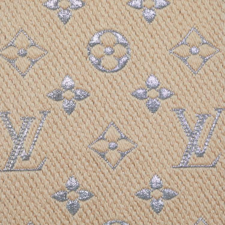 Pre Owned Louis Vuitton Beige Wool & Silk Fringed Logomania Scarf